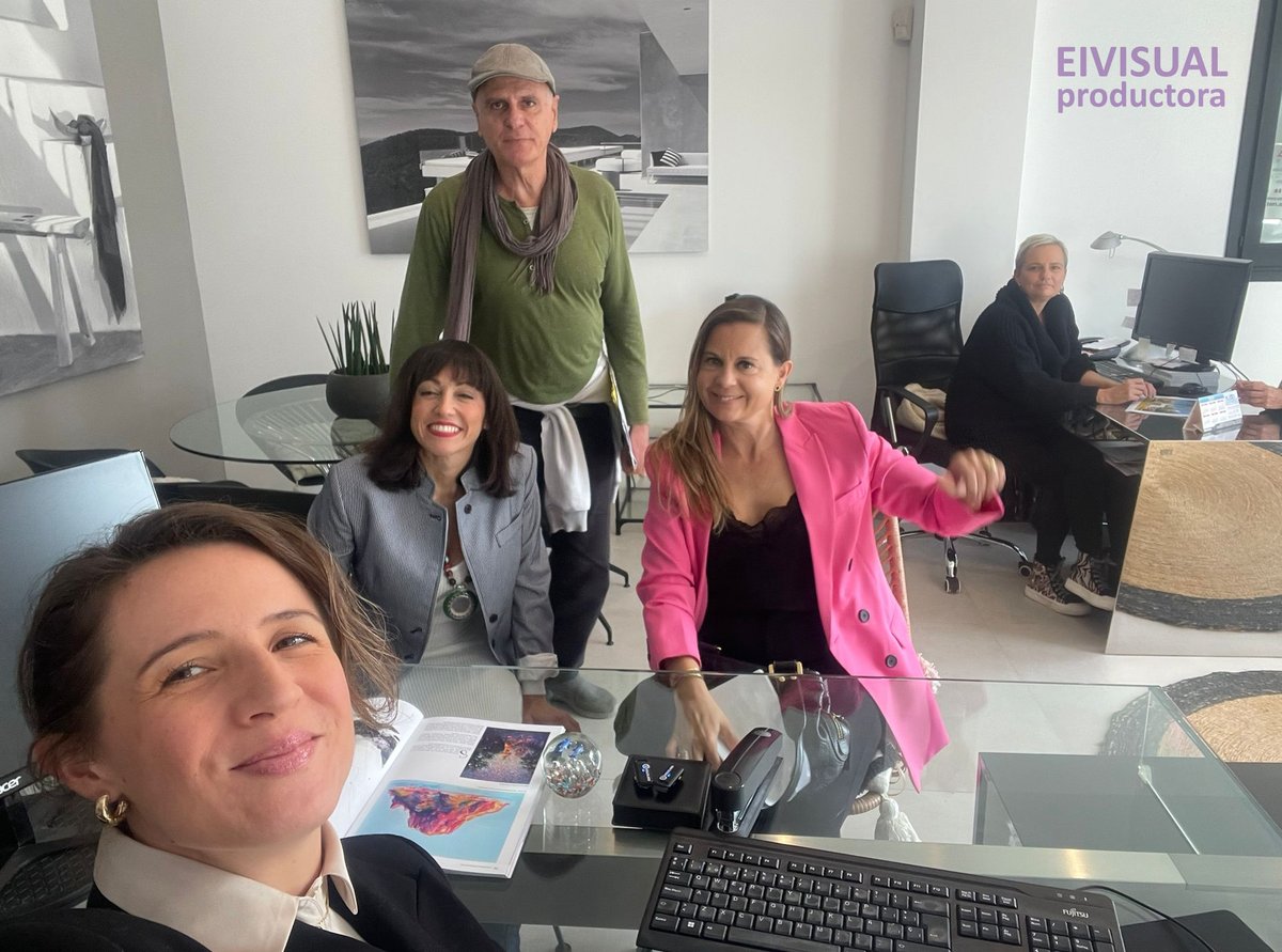 ProduIlles's tweet image. En marxa el curt ‘Adossat’, basat en un dels contes del llibre ‘Ofertes a l’interior i altres relats’ (Edicions Aïllades), de Ramon Mayol
#Adossat #curt #curtmetratge
#MelqartMedia #Eivisual #EdicionsAïllades #ofertesalinterior #relats @MonEivissa @DestakaIbiza  @melq_art