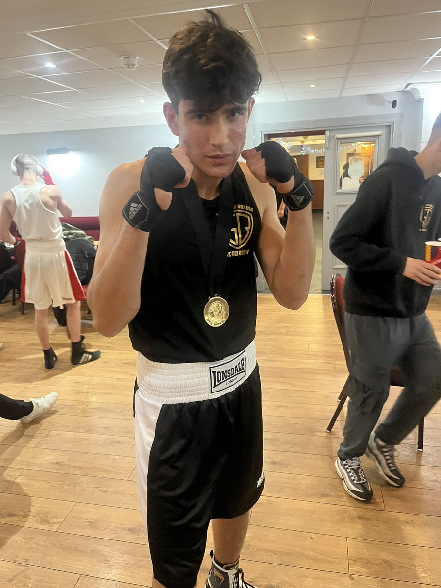 Matthew boxing first and winning a unanimous decision in a good bout to start the evening . 

Thomas lost a close split decision against a tricky opponent. 

Ilyas secured a first round win with a stoppage early on . 

Well done to the 3 lads , their opponents and Forgewood ABC