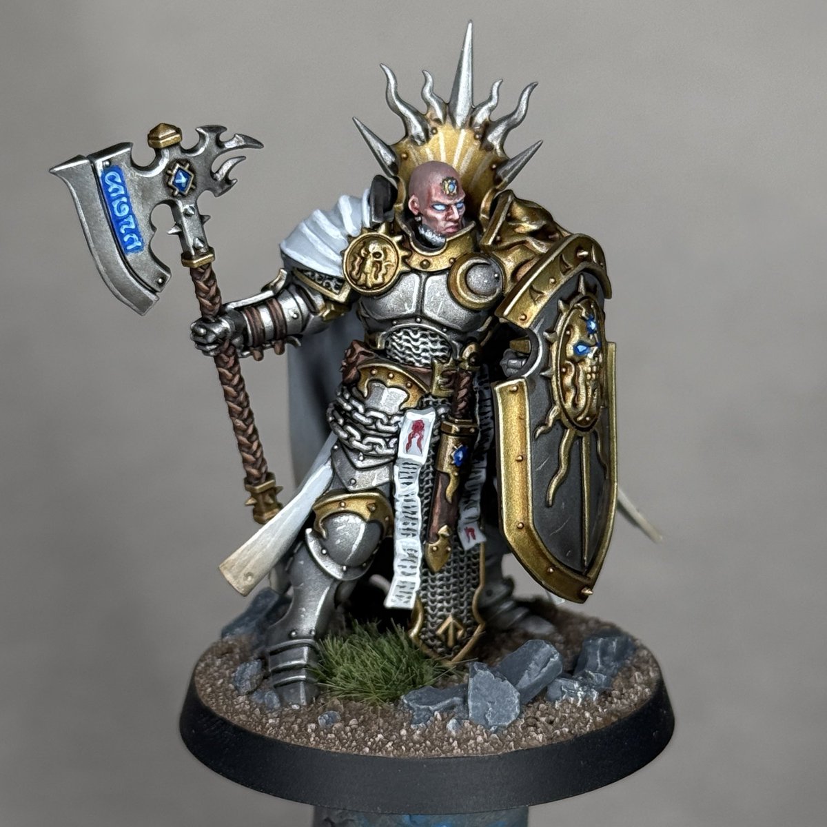 New tutorial today! 
youtu.be/Vx3yMg0ifH8 
#paintingwarhammer #warhammeraos #ageofsigmar #tutorial #warhammercommunity #stormcasteternals #SCE