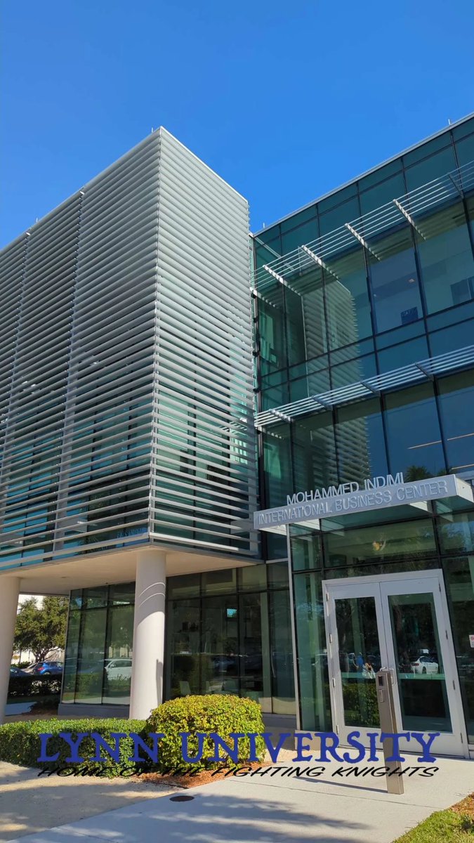 MrsVanAnda's tweet photo. Thank you, @LynnUniversity for hosting the #PCUF mtg and tour today.

Lynn facts:
1st 2 years on campus living req
accommodate food allergies
students get an iPad pro
Block schedule (4 wk block/4 per sem - 2 classes max/block - 2hr classes M-Th)
podcast &amp; recording studio https://t.co/zlR2tE6CwN