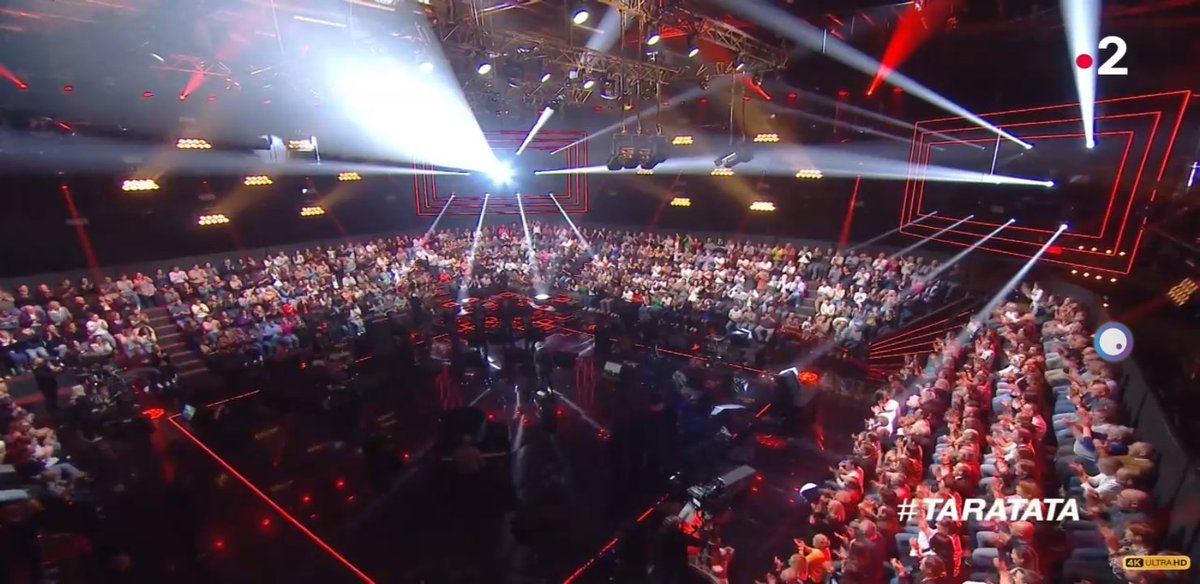 nicop35's tweet photo. C'est parti pour un #Taratata sur France 2 📺 
Au programme :
🎵 @carlabruni
🎶 @yseultofficiel
🎵 @emmapetersoff
🎶 @JamesBlunt
🎵 @ThomasDutronc
🎶 #EddyMitchell
🎵 #VictorRay 
Coucou @Nagui 👋 https://t.co/wiZtvG9MUa
