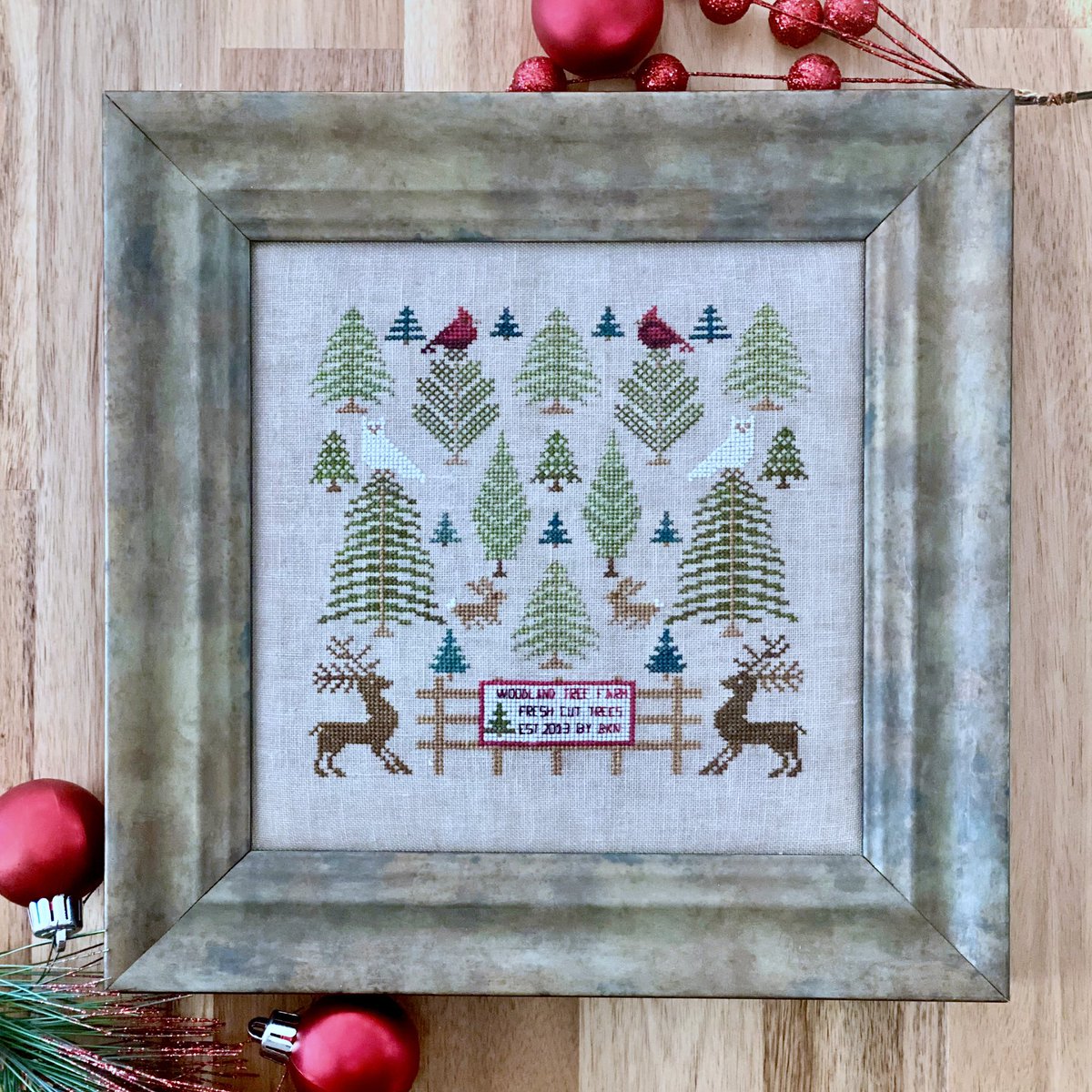 BlueRibbonXS's tweet photo. It’s perfect day to visit the tree farm for a fresh cut tree…or visit your stitching nest to create one with needle and thread! You can find the pattern for “Woodland Tree Farm” in my Etsy shop…

Digital pattern: https://t.co/Wv99qHzUTh

Paper pattern: https://t.co/inTQYUz8Lx https://t.co/NVgyCRlx3R