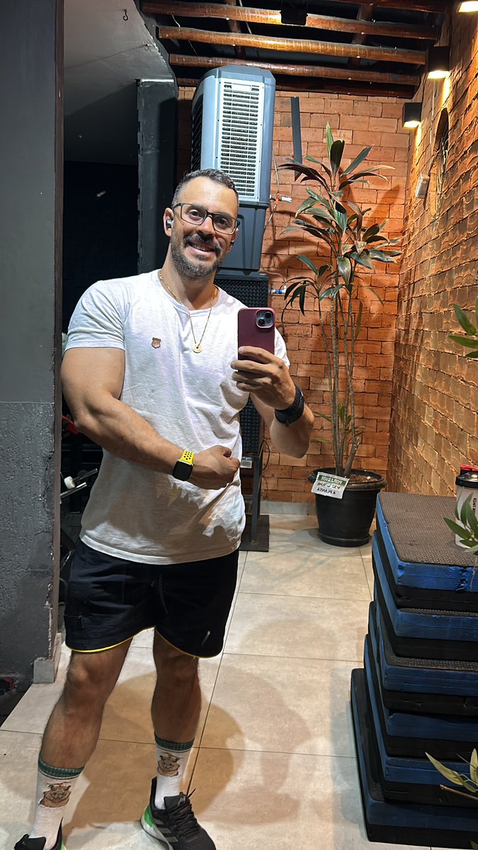andre_ninppon's tweet photo. 💪🏼👨🏻
Sextei https://t.co/uvAP9SIthz