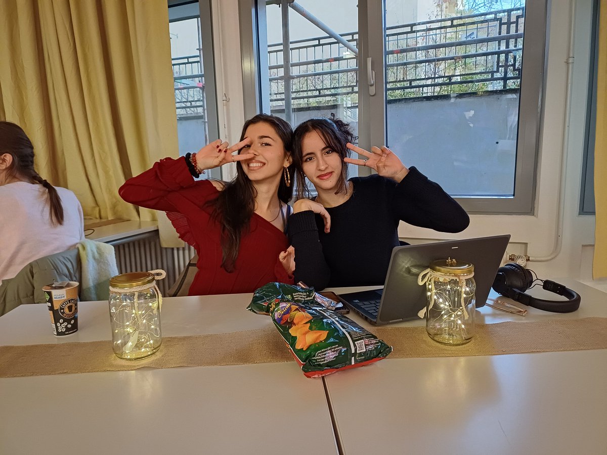 ✍️ 7th English-language #CreativeWritingMarathon! 📚💫 Students from year 9, 2nde, 1ère, and Tle came together to unleash their imagination and craft amazing stories &amp; poems. 📝✨ What an incredible evening we had ! #StorytellingMagic