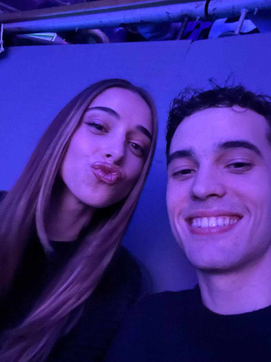 Hoy nos hemos pasado por el evento de KOI y estoy super agradecido por todo el cariño que he recibido de los koisitos, os amo 💜