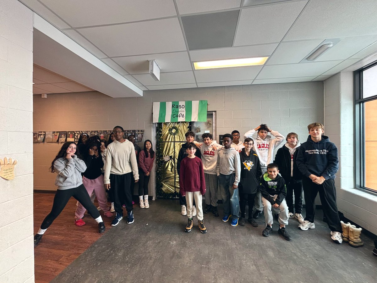 Welcome to Raso Dazzles Cafe 🎄🤍 <a href="/St_EVAN_Caledon/">St. Evan Catholic Elementary School</a>