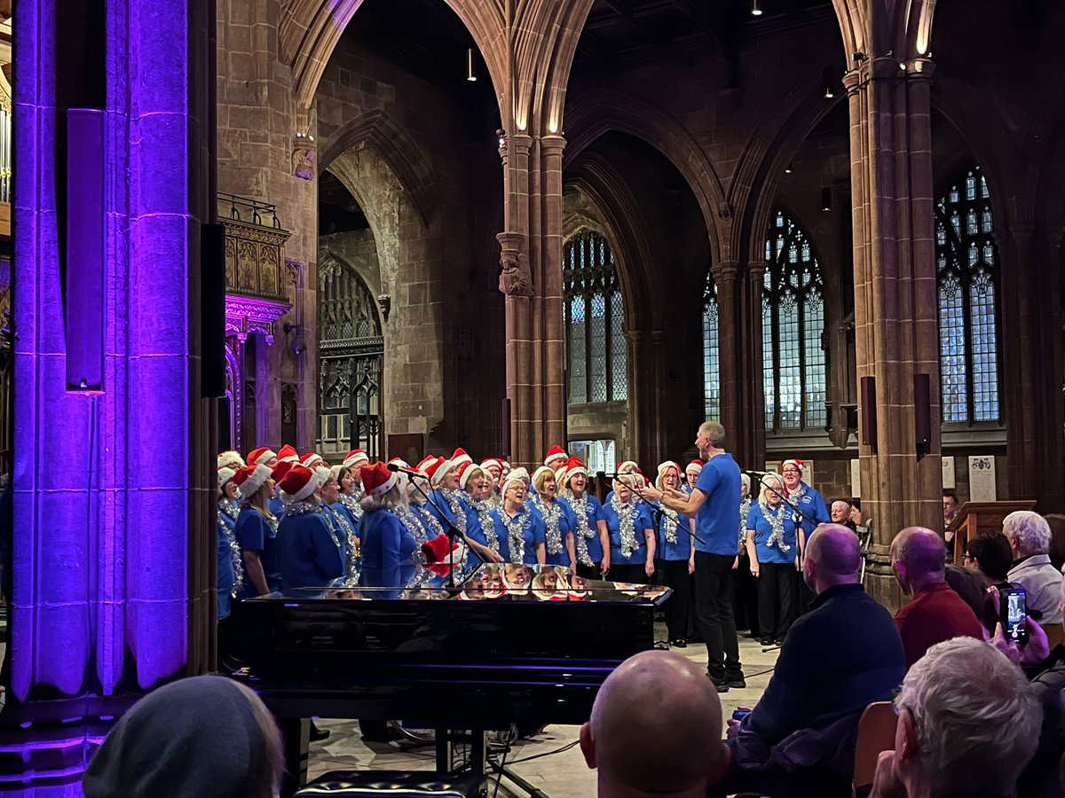 We travelled to the big city tonight to perform at Prevent Breast Cancer's Christmas Concert - our largest ever audience by far, and I have to say Frodsham has left its mark tonight on Manchester - the choir were ~BRILLIANT!!!! Thank you all for giving up your Friday evening..