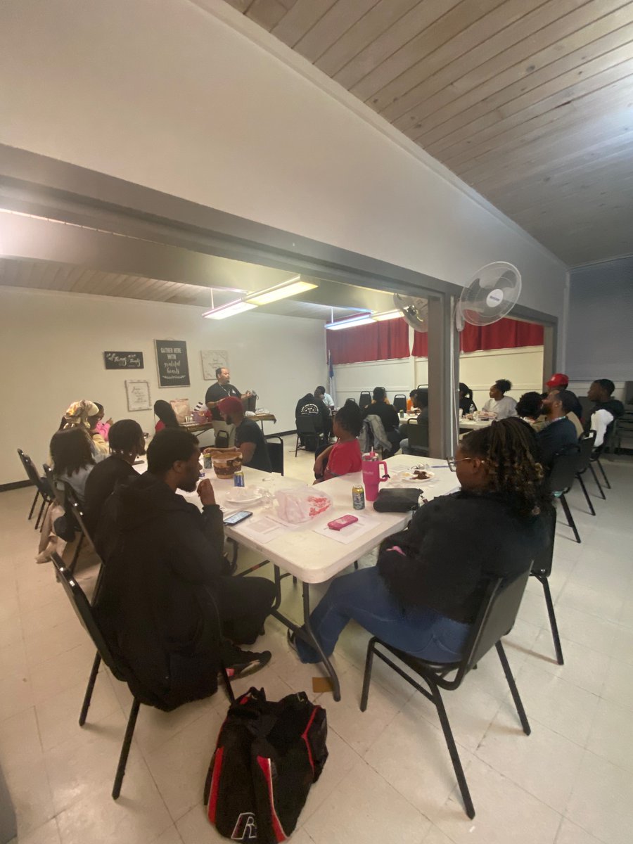 txsu_bsm's tweet photo. 🎄🎁 Last night was a vibe! Thank you for pulling up to our White Elephant Party—we had a blast! ✨ See y’all next semester for more fun, faith, and fellowship. 🙌🏾💒

#HBCU #ChristmasParty #StayBlessed https://t.co/kcTdcU5Ylk