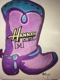 CillKillian's tweet photo. So far my favorite toy on the #latelate show is the Hannah Montana milk pillow. Great to see classics reappearing! https://t.co/2Whr74rPyu
