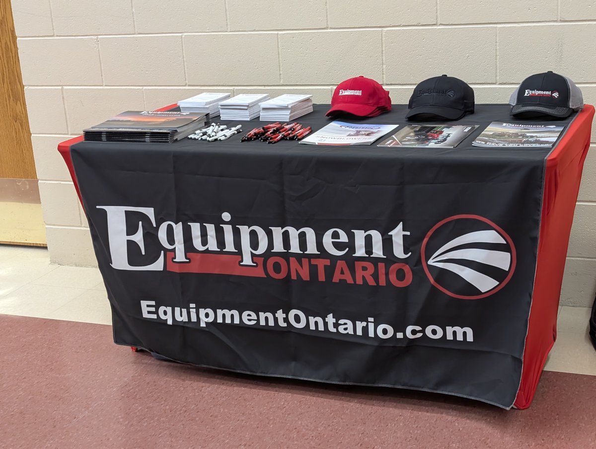EquipmentOnt's tweet photo. Great day at the Wellington Soil and Crop Annual Meeting in Alma!
Thanks to organizers, volunteers, and presenters for this fantastic event.
Peter's talk on soil health and potatoes was a highlight. Check out https://t.co/TUAguDOjCS for more potato info.
#eospotted @NickPloeg https://t.co/M3Ga8APFWo