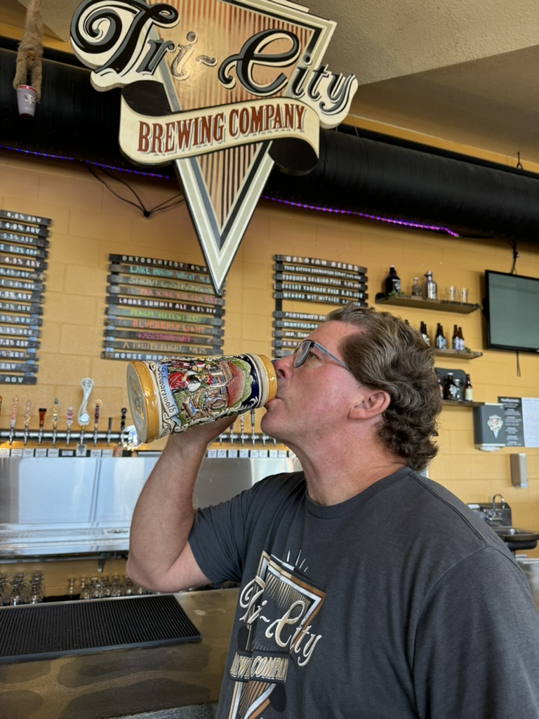 TriCityBrewing's tweet image. We are not just your local brewery, but a place where unforgettable memories are brewed alongside our exceptional craft beers 🌟

#tricitybrewing #craftbeerlove #michiganmade #beerpairingnights #makememorieswithus