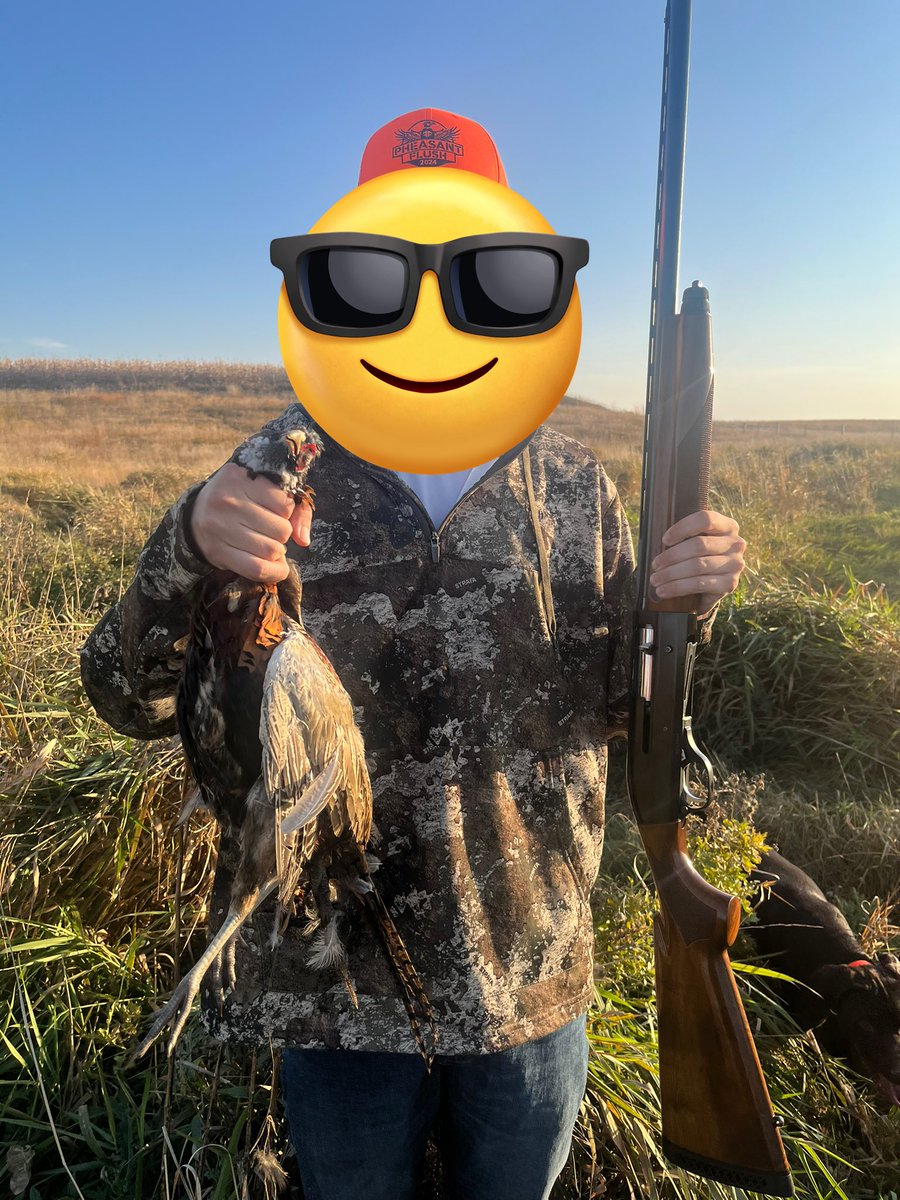 navycoach5676's tweet photo. Throwback to a few months ago in good ole Garretson,SD. Who knew slug man could shoot the 12 gauge #limitedout https://t.co/rvwFvwmWZ2