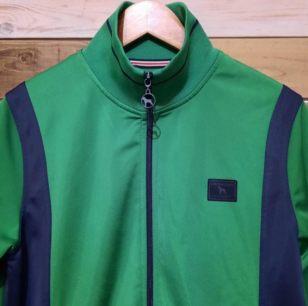 TheClobberDen's tweet image. FOR SALE
One True Saxon Tracksuit Top

• Size - Small
• Price - £22

Price Includes Delivery 🚚 

#onetruesaxon #ots #sizes #small #Tracksuit #theclobberden