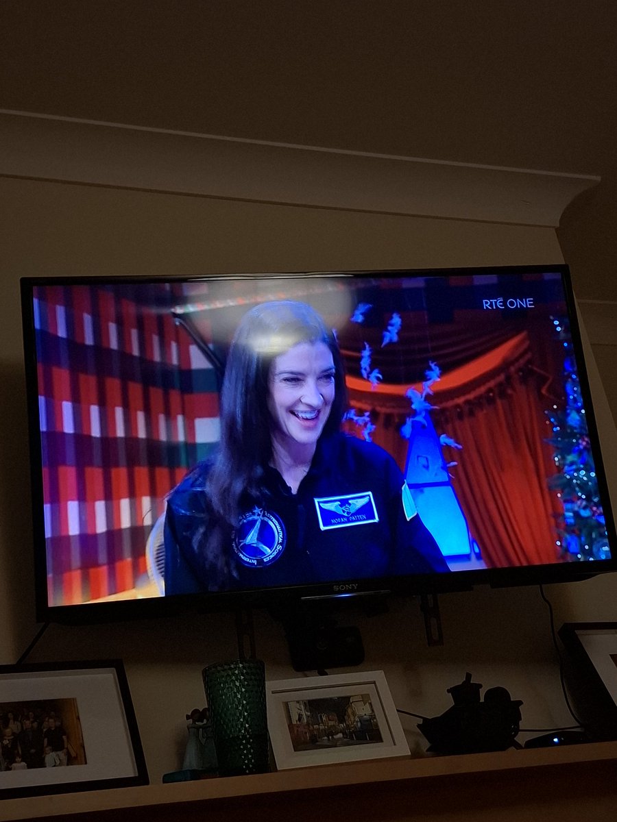 ni_charra's tweet photo. Nora for the win #LateLateToyShow https://t.co/29gZE31LAZ