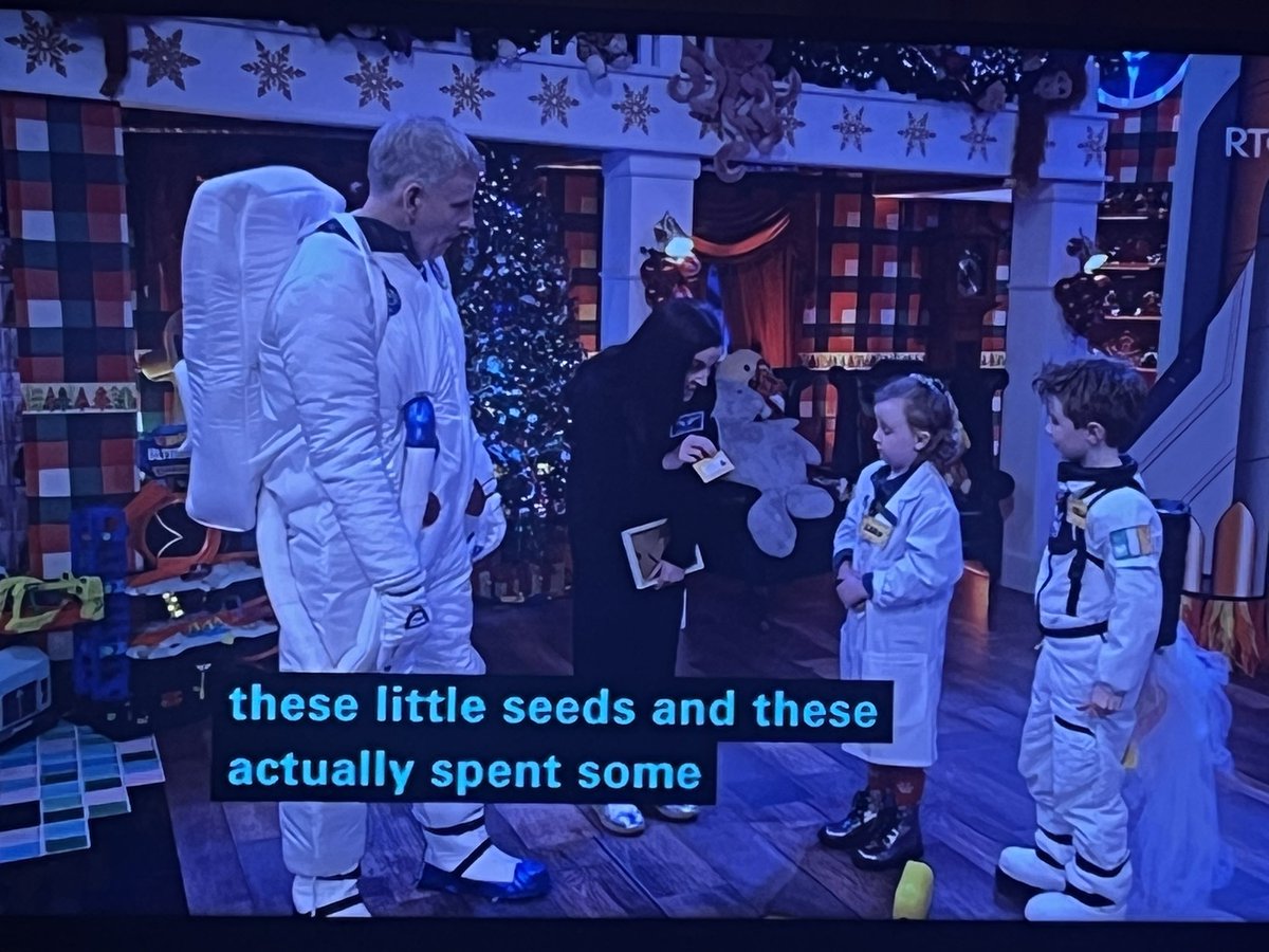 I cannot pretend I’m not jealous of Killian and Zara… 
<a href="/SpaceNorah/">Dr. Norah Patten 🚀</a> 

 #LateLateToyShow