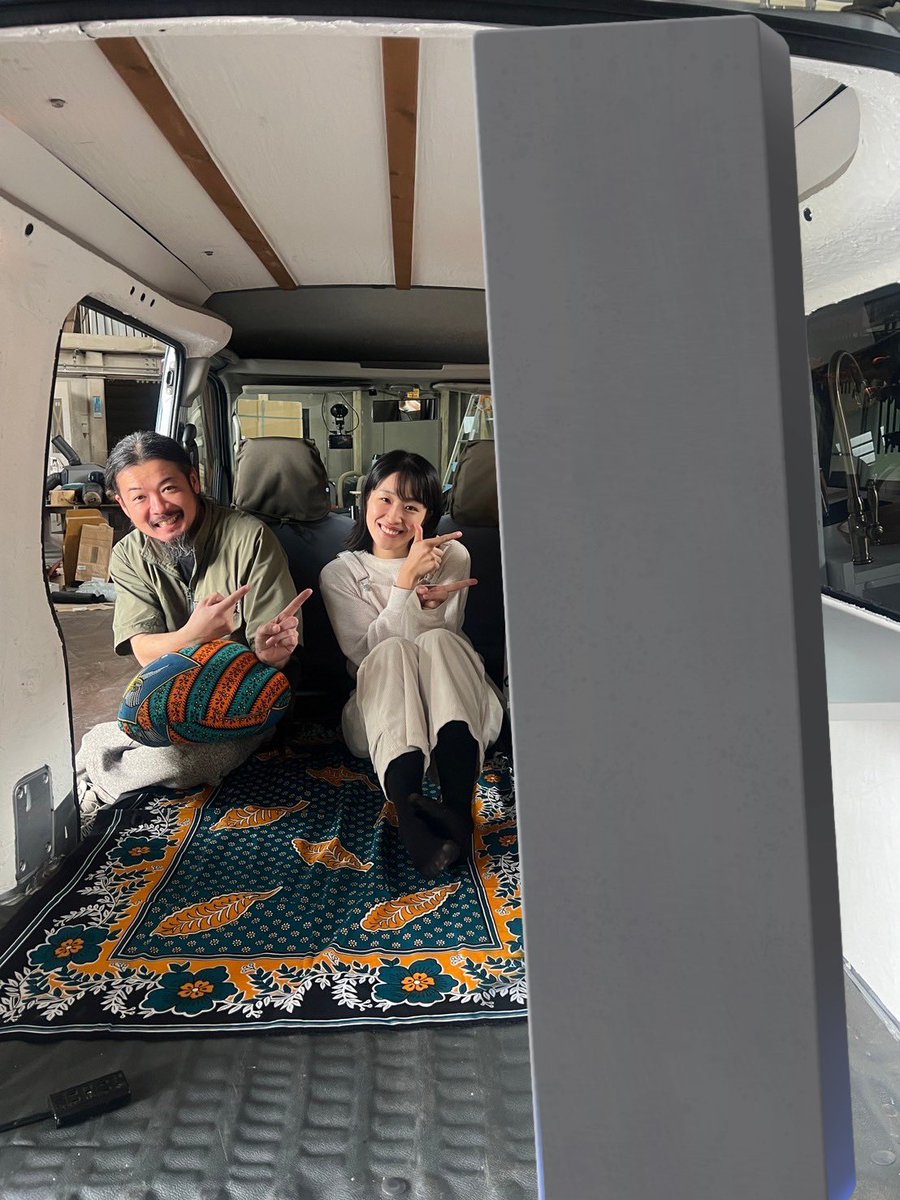 chomocamp's tweet photo. ＼車中泊DIYの連載／
ついにシンクとIHヒーター付きのキッチンが完成！
その後しばらく旅にでましたが、とても快適でした。

12月9日発売開始！
ぜひお手に取ってご覧ください！
#pr https://t.co/sBfV4jNpQW