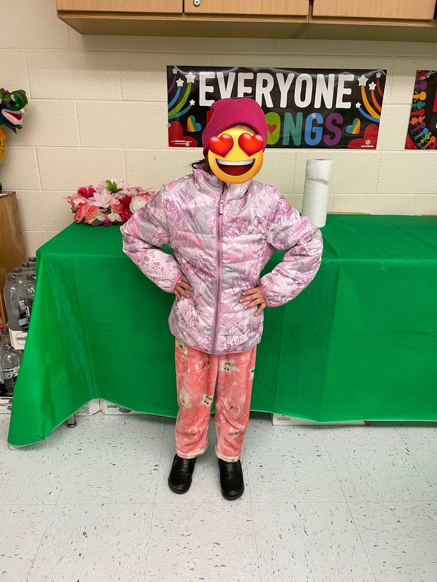 Arcola ES Community School Liaison tweet media