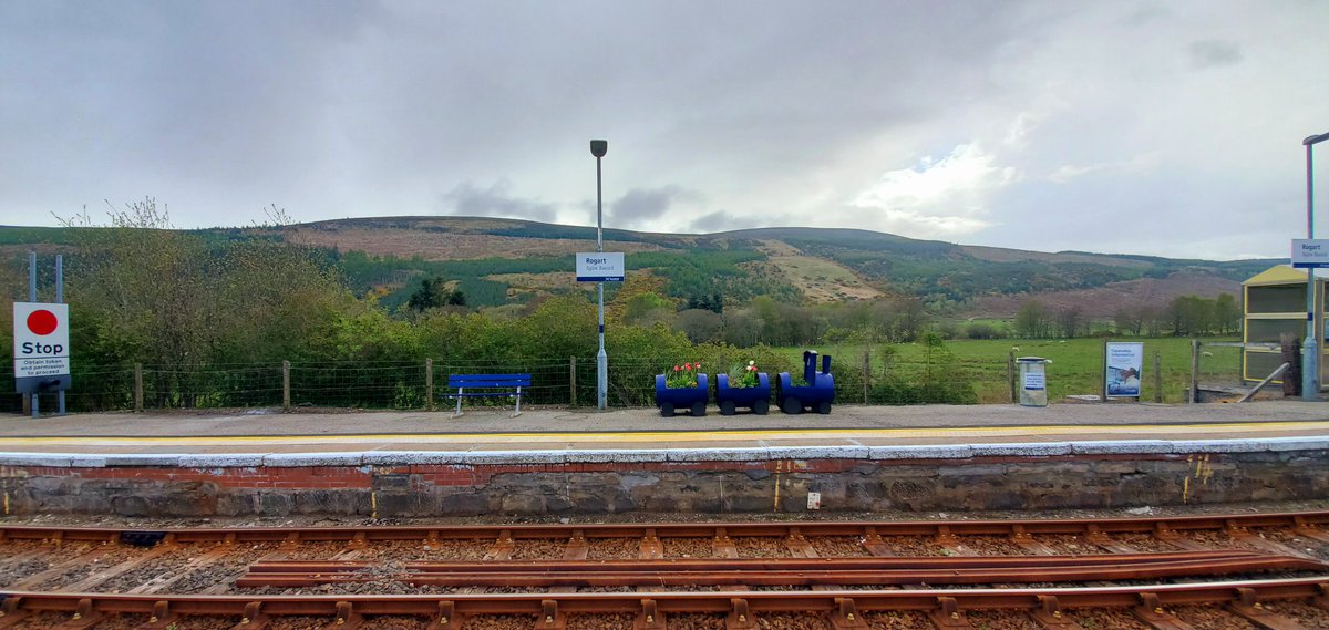 allabouttrains2's tweet photo. @GLovesTrains the station you mentioned in your last video #Rogart https://t.co/UtwhU2oZ6t