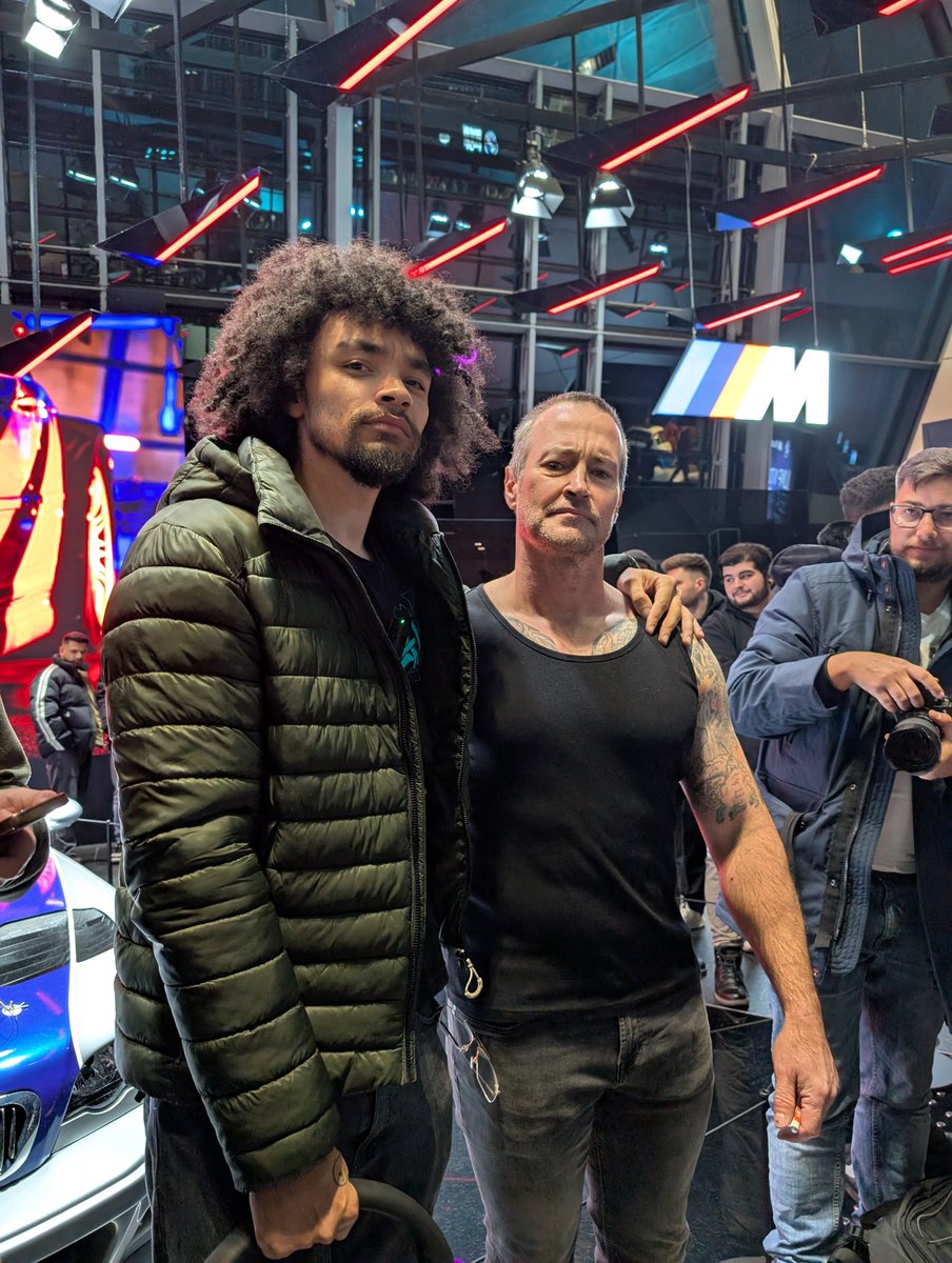 BlackPanthaaYT's tweet image. Well this was a pretty insane day 
Not only the BMW M3 GTR but the man RAZOR HIMSELF 😤🔥