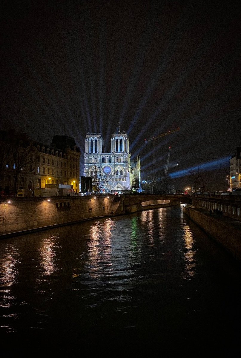 Pour encore 1000 ans.