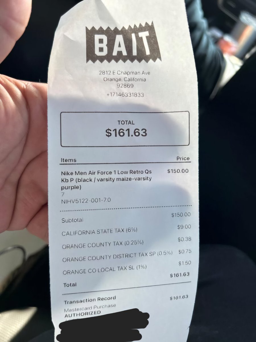 uncle_chrissy's tweet image. Not sure whats going on here but theres a report of Bait selling pairs that weren&apos;t numbered. Anyone else have this experience?

📷  @jeremyaka2020