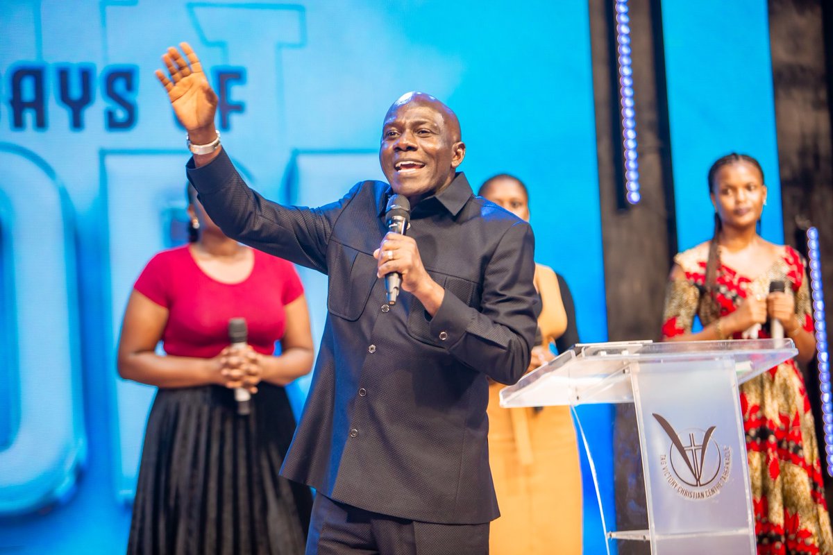 Mchungaji Kiongozi Rev.Dr Huruma Nkonkwa ajili ya Siku 3 Za Matuamaini, Leo Siku Yetu ya Kwanza Mwinjilisti wa Kiamtaifa @johannesamritzer ametuhudumia kwa kutukumbisha Kuwa " Usiudharau Tumaini" Mungu wetu ni Mungu wa Tumaini.