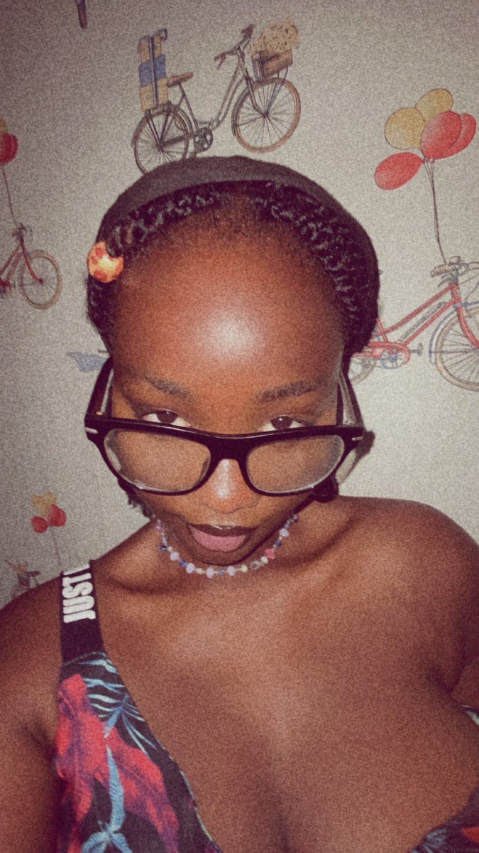 Öråclë tweet media