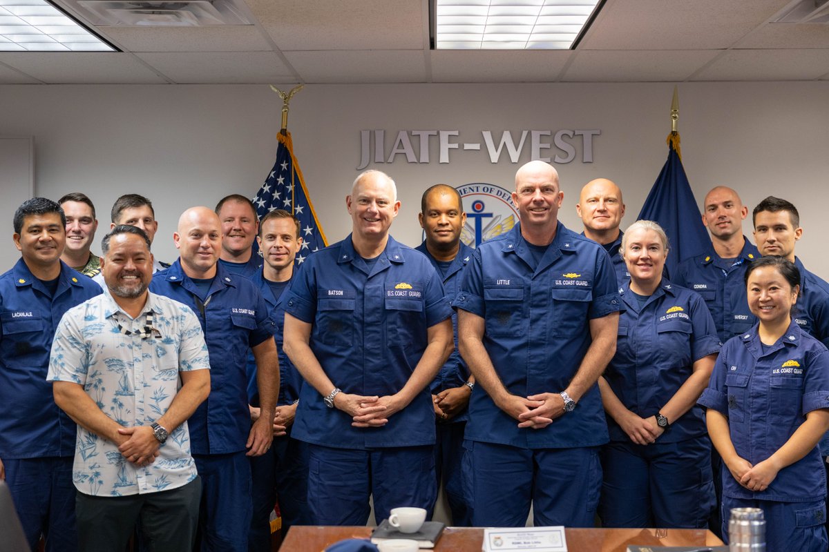 JIATFWest's tweet photo. #JIATFWest Director, Rear Adm. Bob Little met with The Judge Advocate General of the @USCG, Rear Adm. Richard Batson for an introductory discussion on our role in the #CounterDrug mission and opportunities to collaborate in strengthening the #FreeAndOpenPacific. https://t.co/EYls0royZL