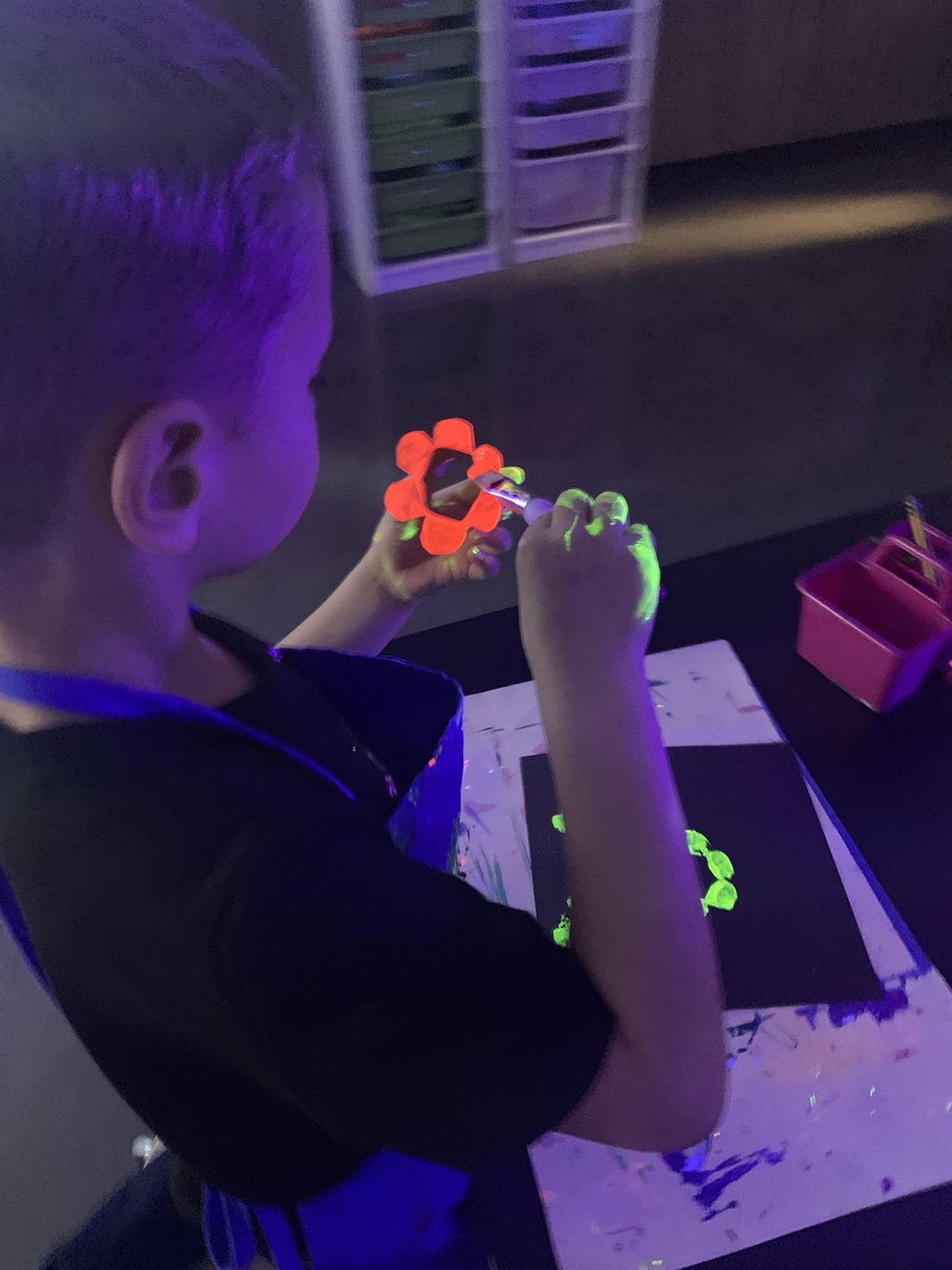 Sara Allen tweet media