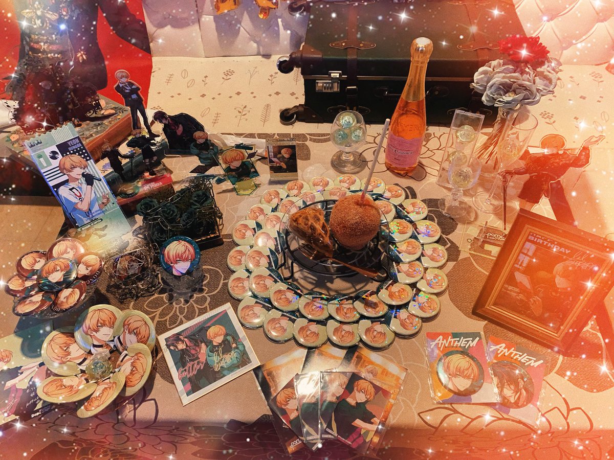 EiTO_1207's tweet photo. 2024/12/07
👑🍎💚
お誕生日おめでとうございます🎉
素敵な1年になりますように🎁🎶
#燕東夏誕生祭2024
#HappyDONGHADay https://t.co/q65UXeuonG