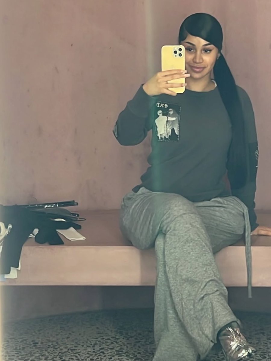 cardiposts | Fan tweet media