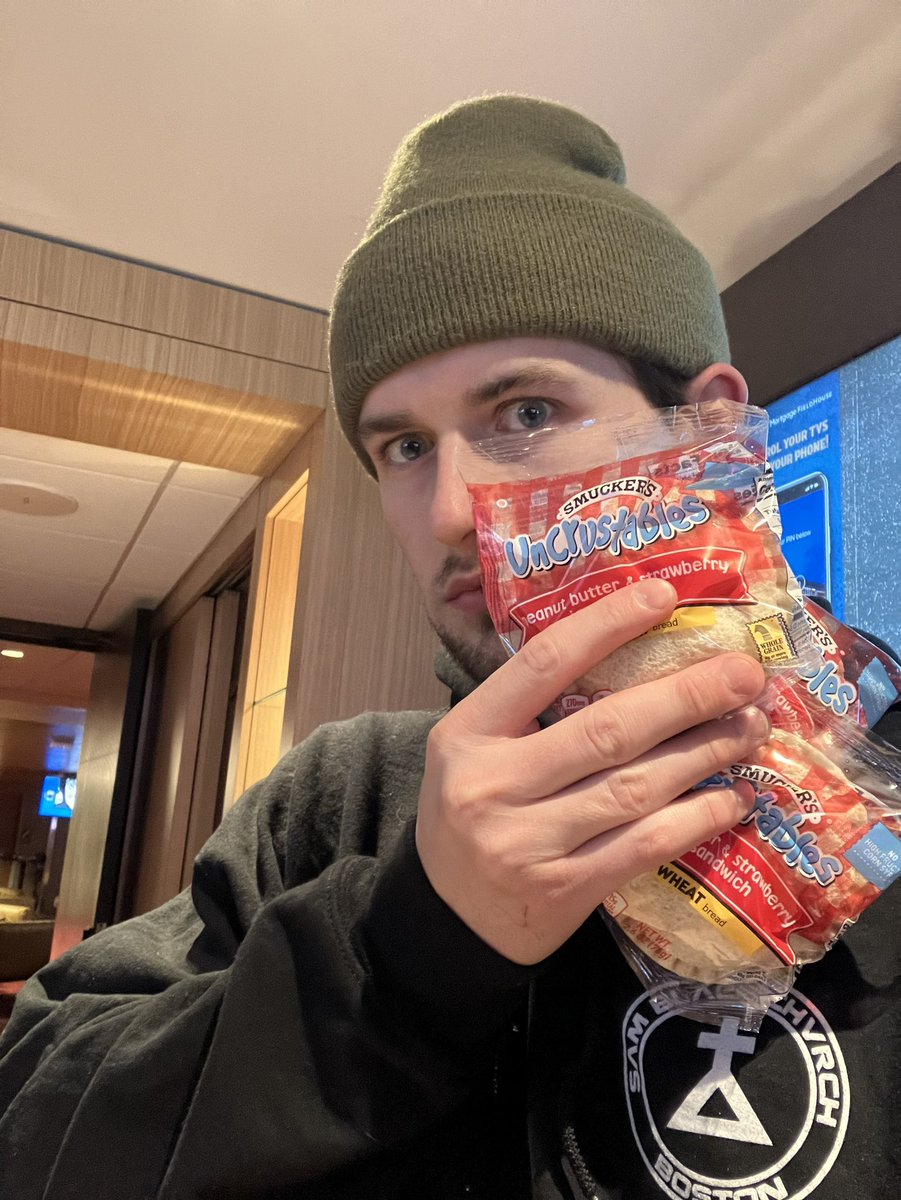 HeartAttackMane's tweet photo. Watch your fucking back little man https://t.co/pEY9CKWutx