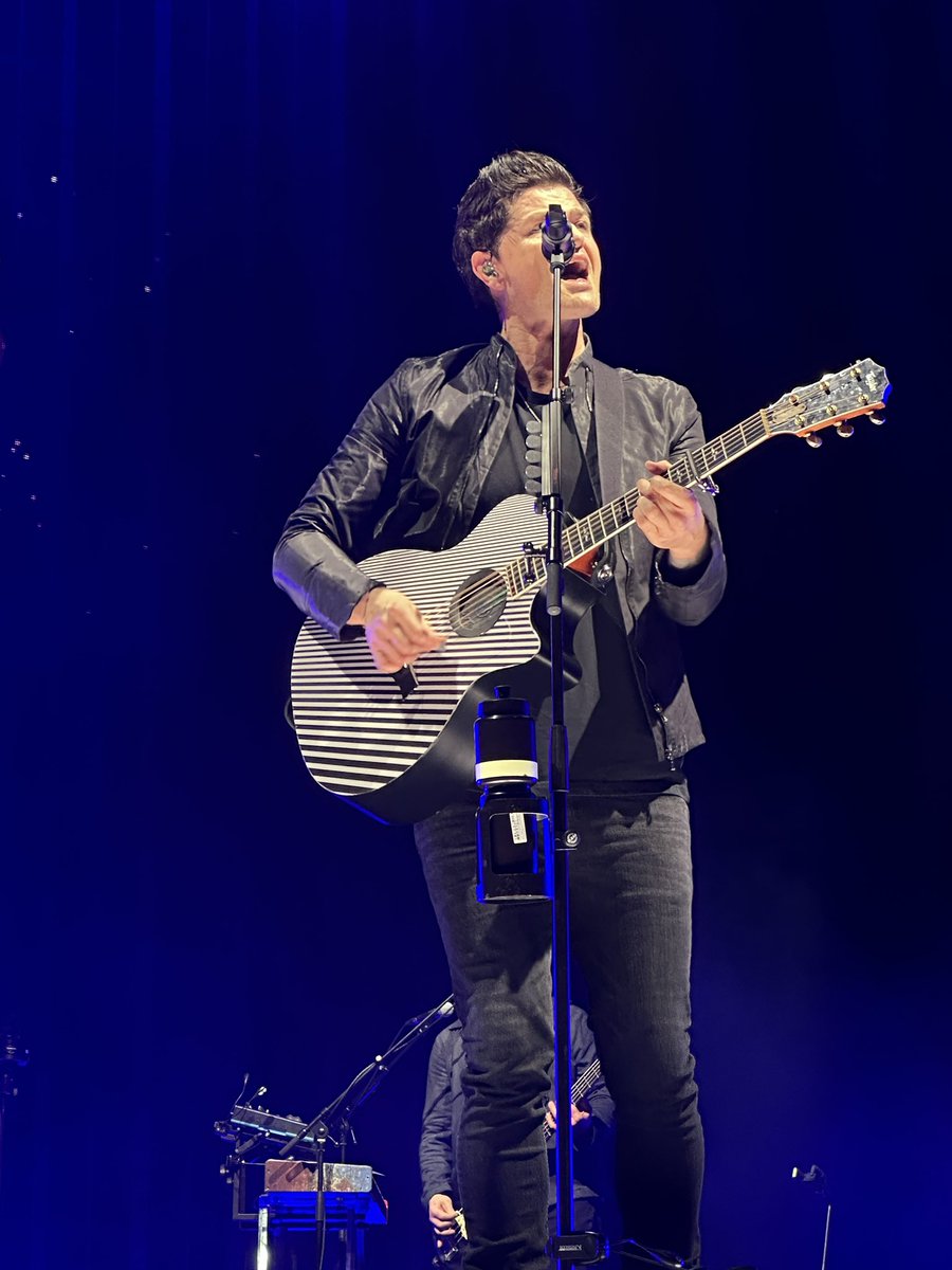 eline_TS's tweet photo. Loved seeing @thescript again after so many years! 💚 https://t.co/tvwNorKqsP