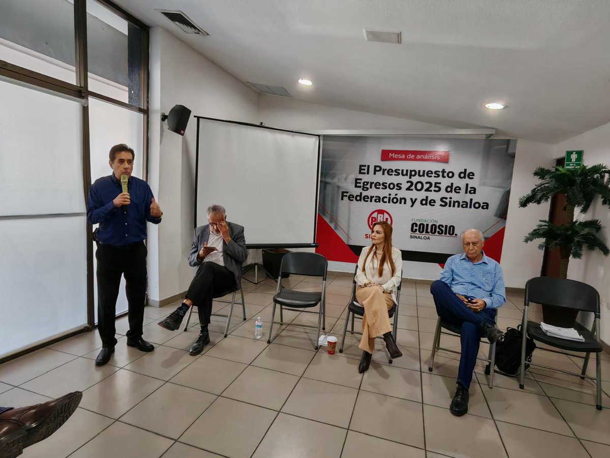 ComunicacinPRI2's tweet photo. #Comunicado: Lleva a cabo Fundación Colosio mesa de análisis “El presupuesto de egresos 2025 de la Federación y de Sinaloa”. https://t.co/rWOsyowMeD https://t.co/jWkjLfyjGD