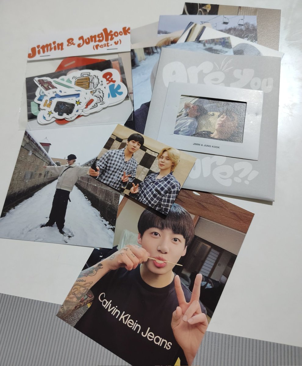 maxvseokj1's tweet image. feedback megaaa positivo pra @morekstore 
foi uma querida desde o início e chegou tudo direitinho 🥹 o photobook é a coisa mais linda do mundo tbm