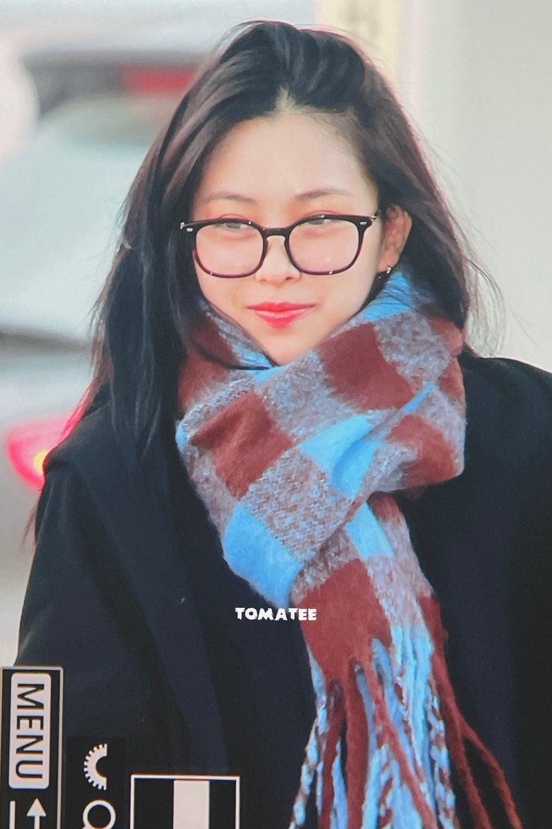 241207 🤓🧣

 #ITZY #RYUJIN #류진