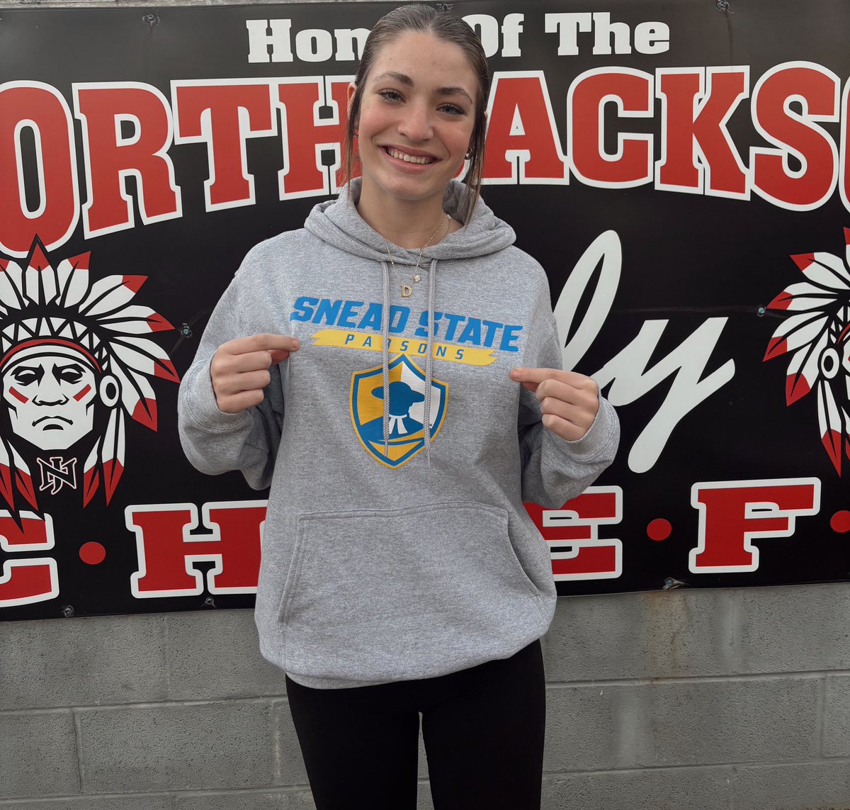 darcyrose0408's tweet photo. Commited!! I couldn’t be more excited! GO PARSONS!!💙💛 https://t.co/8NIj45FyTY