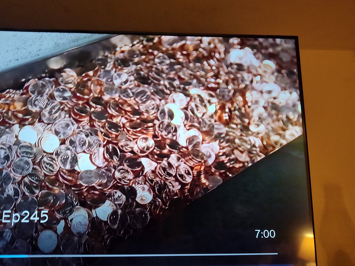 Georgeevans2051's tweet photo. @elonmusk Elon you want to save some dough, pennies cost 3.7 cents each to make and the nickels cost 11.54 cents to make. Think of the numbers that they produce, It's a no-brainer. You round up or down and get rid of the two. We are  beyond pennies.❗ https://t.co/TW0WVMoLaI