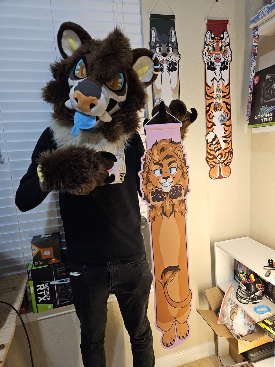 Thicc_TaimaLion's tweet photo. Got my custom scroll from @_scragster_  today, Taima couldn't have turned out sweeter :3 https://t.co/NDa18gGqNl