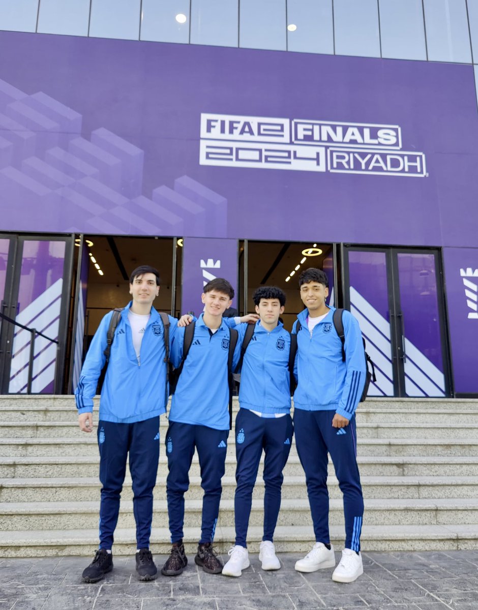 AfaEsports's tweet photo. Fin de la primera participación internacional de nuestra Selección de Rocket League 

¡Felicitaciones chicos! 🙌🏻 https://t.co/7r7jAVvqls