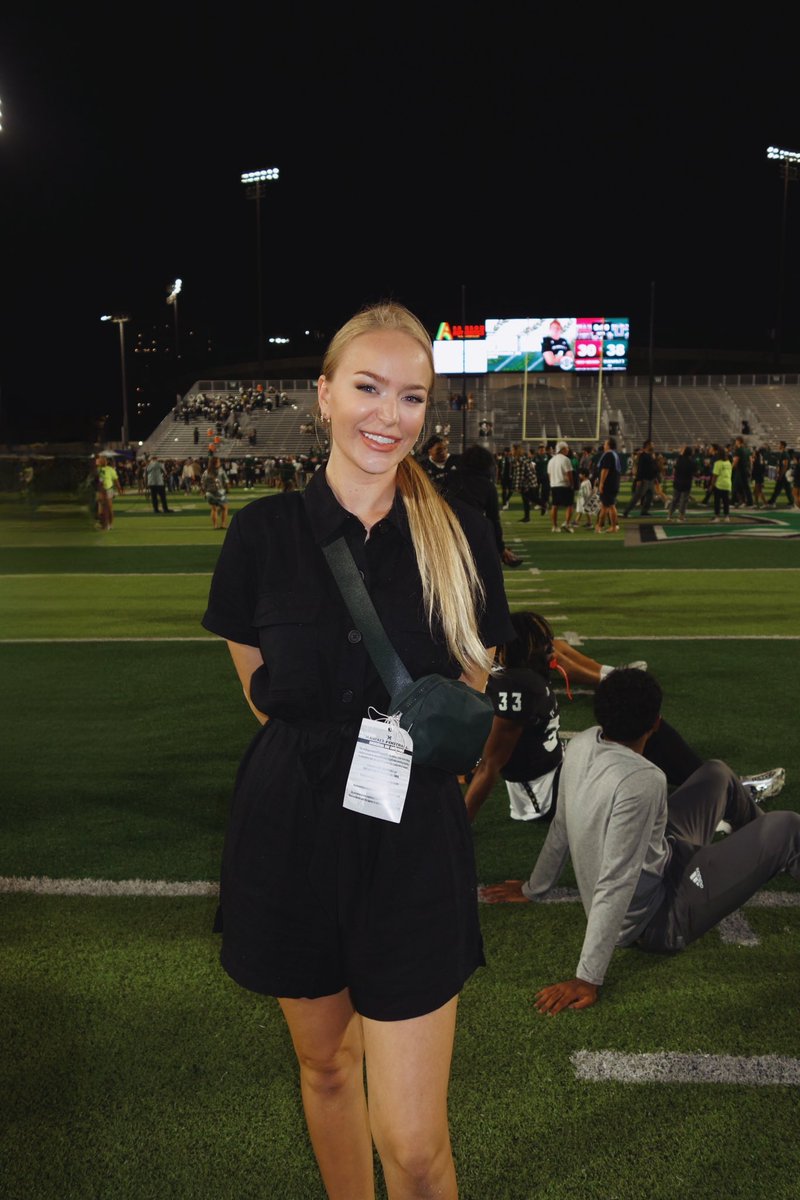 Ella Devenny tweet media