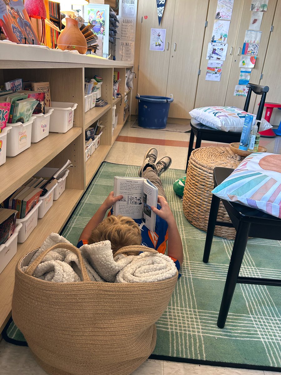 Miss Katie Thompson tweet media