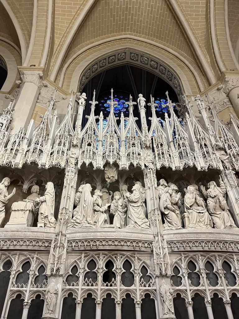 GinaRespiro's tweet photo. Chartres, la belle cathédrale à découvrir - 16/11/2024 https://t.co/F7aocOHmND