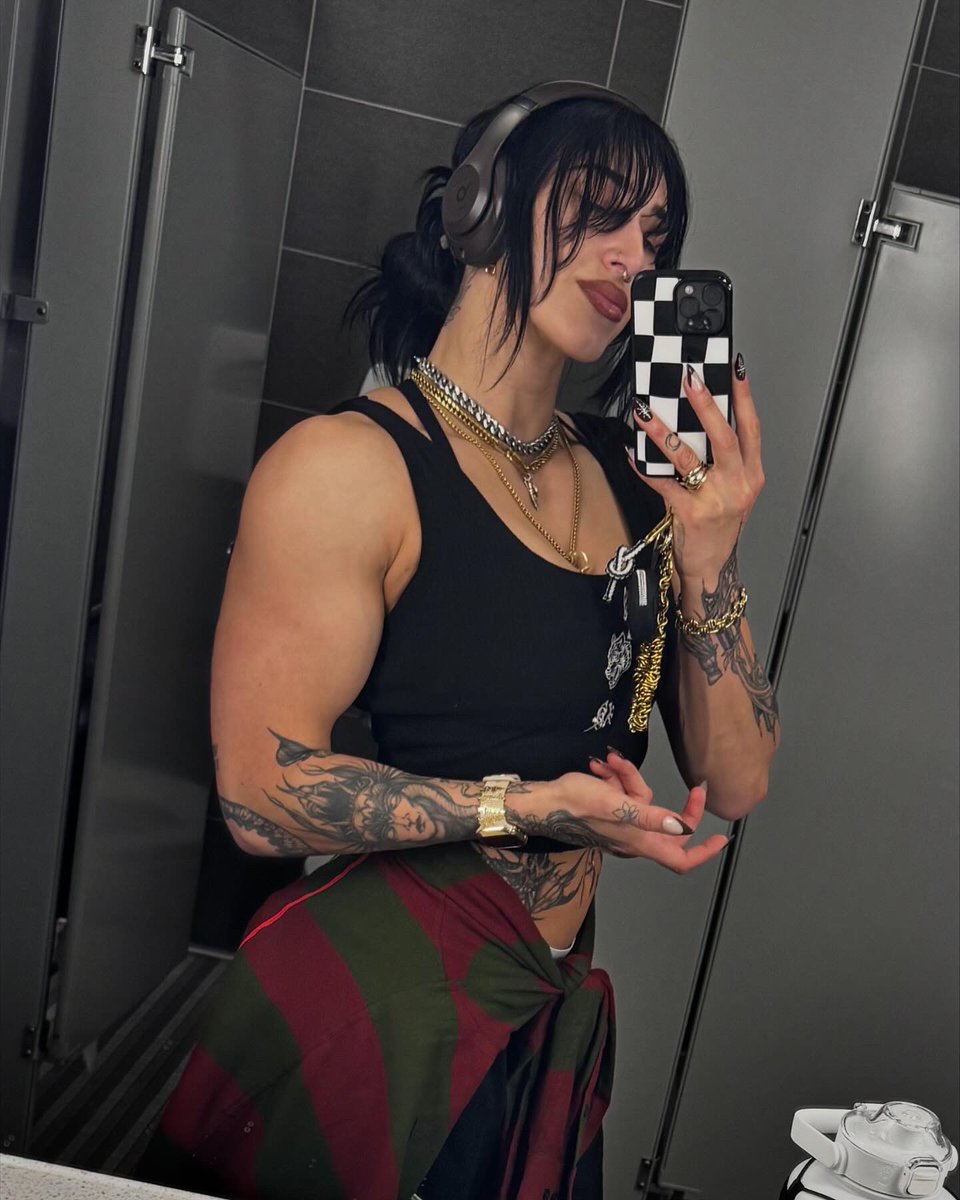 RheaRipley_WWE tweet media