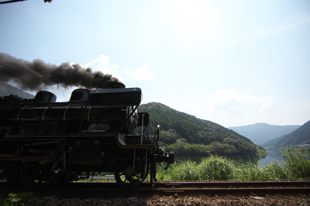 MakerunaGoro's tweet photo. 2016.8.12。
#肥薩線 #吉尾駅
#超広角レンズ で。

#SL人吉/#58654号機/#ハチロク/#球磨川/#EOS5DsR/#EF14mm/#SILKYPIX https://t.co/nvkX5HZQKf