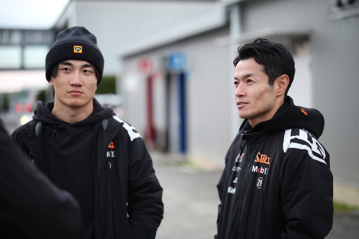 TM_Kunimitsu100's tweet photo. このあと13:50からのGT500予選
Q1は山本尚貴選手
Q2を牧野任祐選手が担当します！

#qualifying
#SUPERGT30th #SUZUKA #鈴鹿
#STANLEYTEAMKUNIMITSU
#TEAMKUNIMITSU
#チームクニミツ
#STANLEY
#スタンレー電気
#スタンレー
#ONESTANLEY
#CIVICTYPERGT
#Honda #HRC #HondaRacing
#SUPERGT
#SUPERGT2024
#小島監督
#山本尚貴
#牧野任祐
#日南まみ
#森脇梨々夏