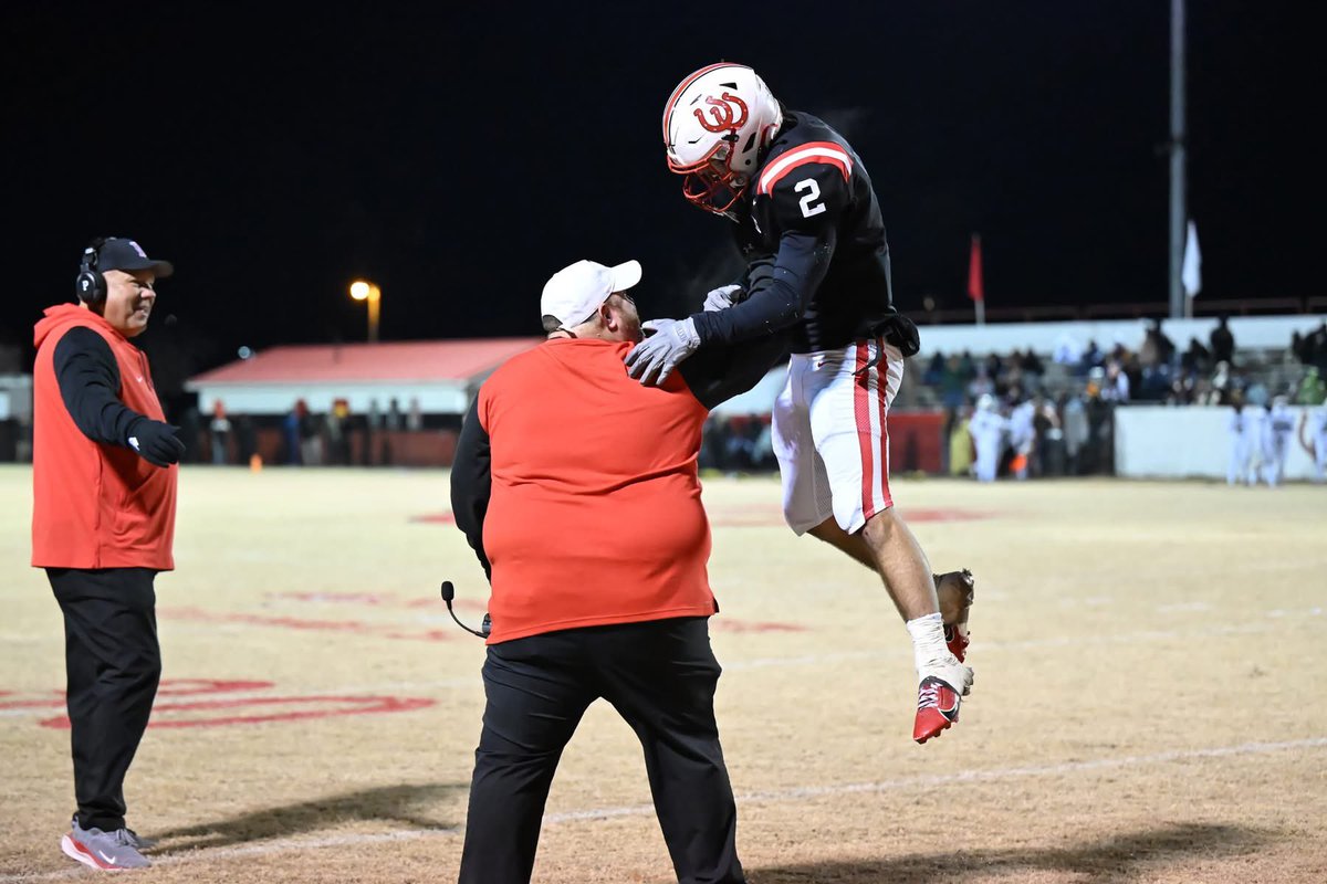 STATE BOUND <a href="/CoachYoungblood/">Derek Youngblood</a>