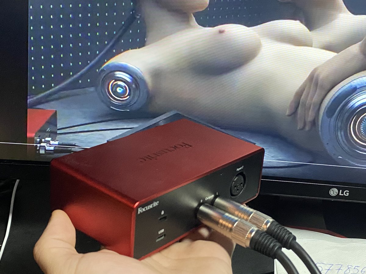 GIFDOOZER tweet media