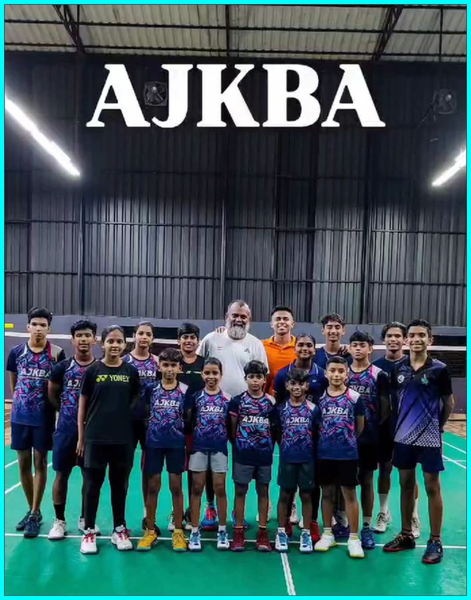 writetake's tweet photo. #SportsMentoring
After mentoring several sports stars in an undercover role, time for me to step on the gas and do things what I am really good at. Yes, a mad Sports Mentor has arrived!
These images from Akash J K Badminton Academy (#AJKBA) in Kochi, where now I have a bunch of brutally talented State players getting coached by coach Akash J K. You will hear more about #AJKBA (it has 6 centres in Kerala) on my networks soon.
Write to me on gurukalam.drakm@gmail.com or DM me on https://t.co/RTwcbGG2hL or WhatsApp on +91 78 99 77 88 88 if you are a sports player and want to trigger the Champion in you. Sign up for a professional programme that will change the way you approach your sport. My style is different from the rest. I will help rediscover you. I will grind you hard...
Mind matters as well. Not just muscles!
AK 🪔
#mentoring #badminton #mentalfitness #coaching
@tarmakmedia @billionbeatz @BAI_Media