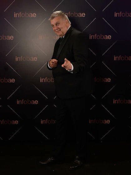 tmasnews's tweet image. Luis Ventura, presidente de la Asociación de Periodistas de la Televisión y la Radiofonía Argentina (APTRA)
Asistió a la premiación con un conjunto de Boutique Matices. Su elección reflejó un estilo clásico y elegante, acorde con la relevancia del evento.

#look #MFModa